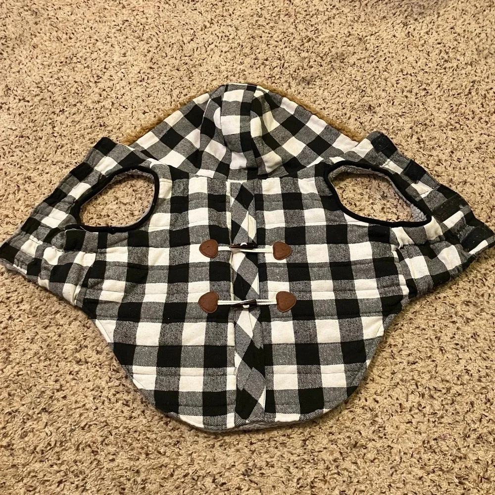 Vibrant Life‎ Dog Coat Jacket Clothes Black & White Buffalo Plaid Peacoat Sz L